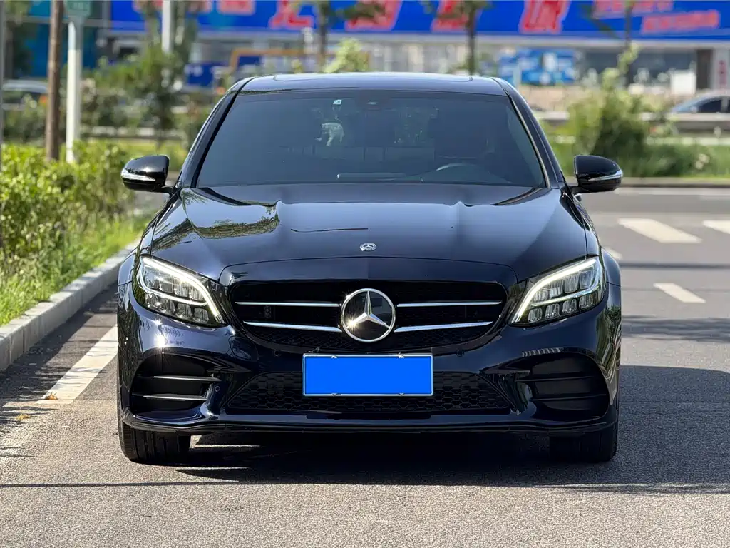 Mercedes-Benz C-Class 2020