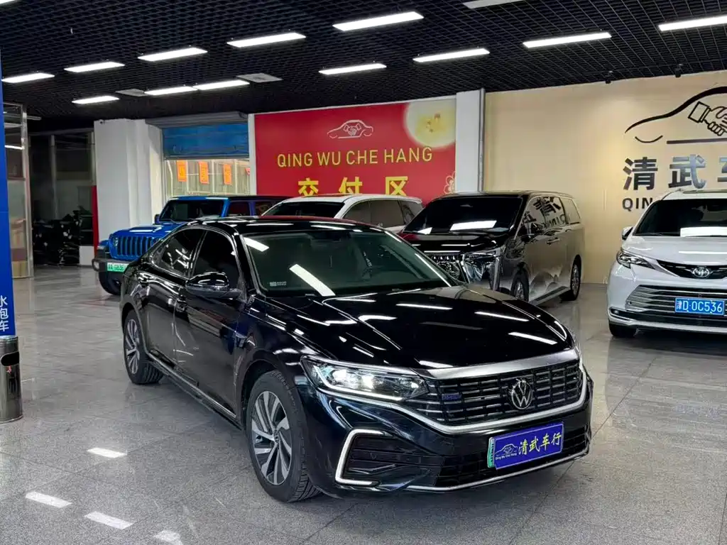 Volkswagen Passat New Energy 2023 — фото 2