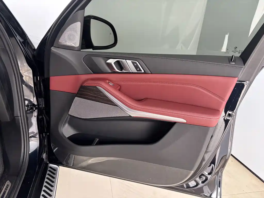 BMW X5 2025 — фото 24