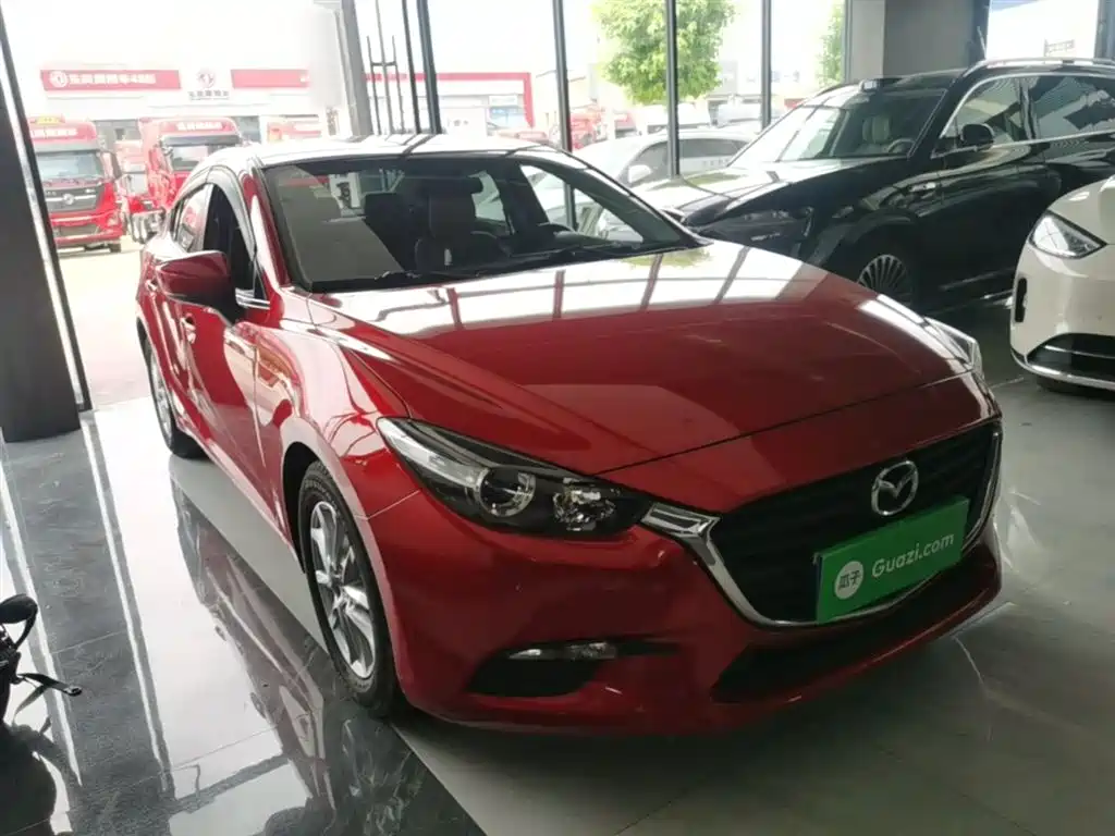 Mazda 3 Axela 2019 — фото 4