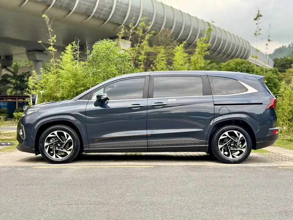Hyundai Custo 2022 — фото 10