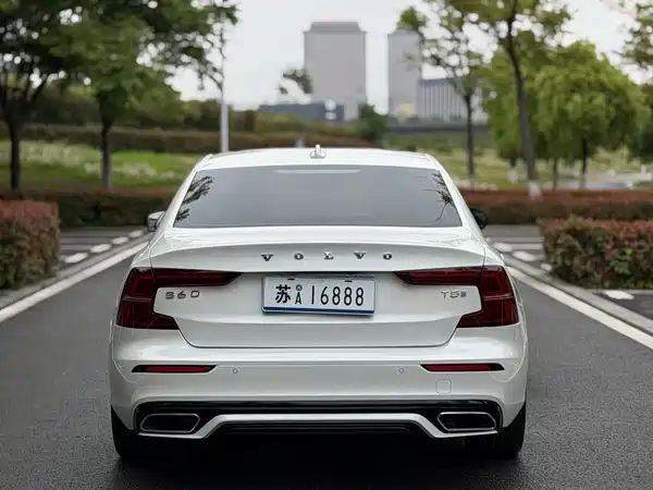 Volvo S60 2020