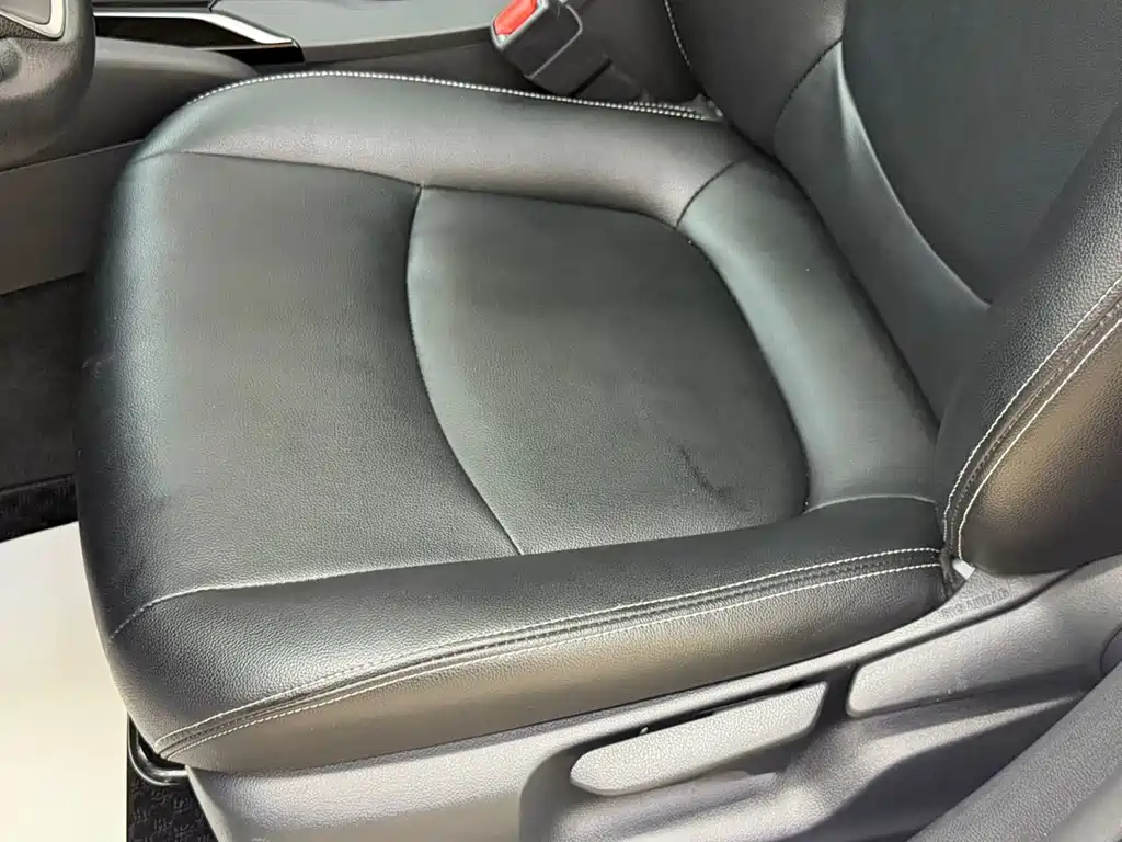 Toyota Corolla 2023 — фото 12