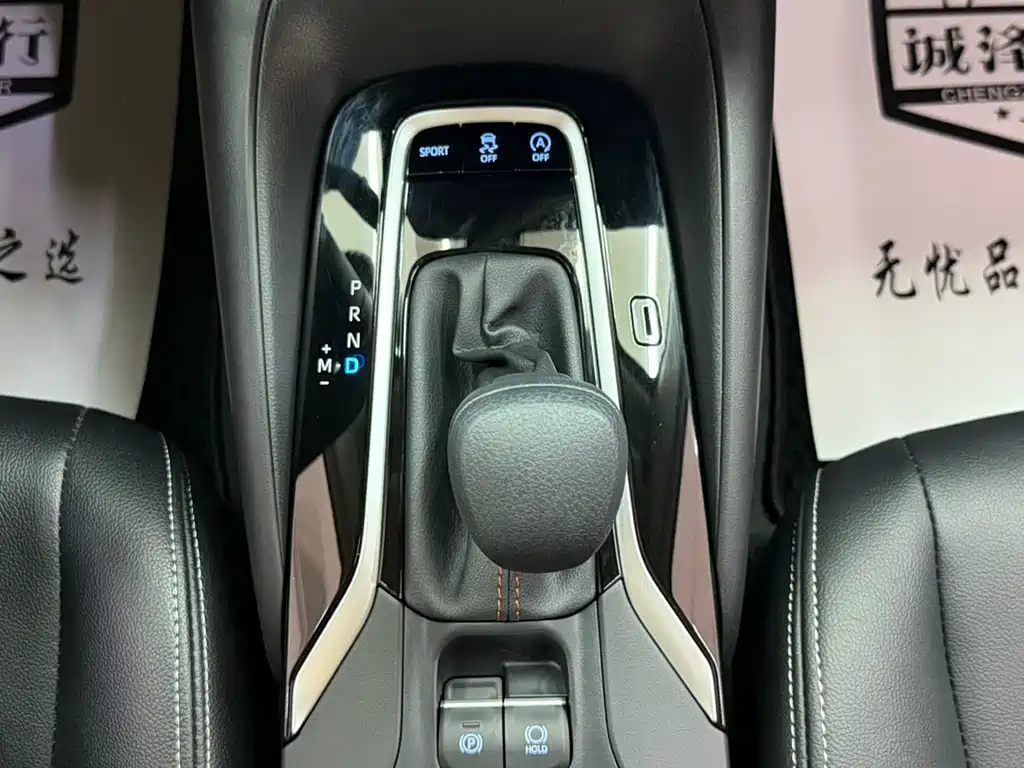 Toyota Corolla 2023 — фото 18
