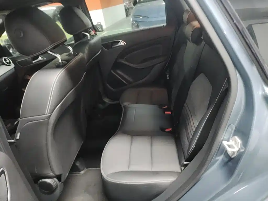Mercedes-Benz B-Class 2015 — фото 17