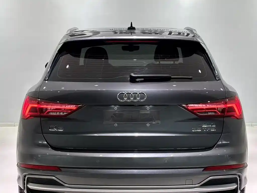 Audi Q3 2023 — фото 5