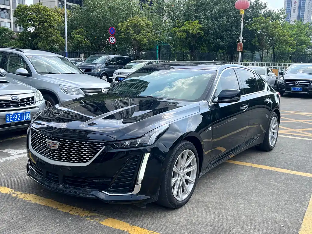 Cadillac CT5 2020 — фото 1