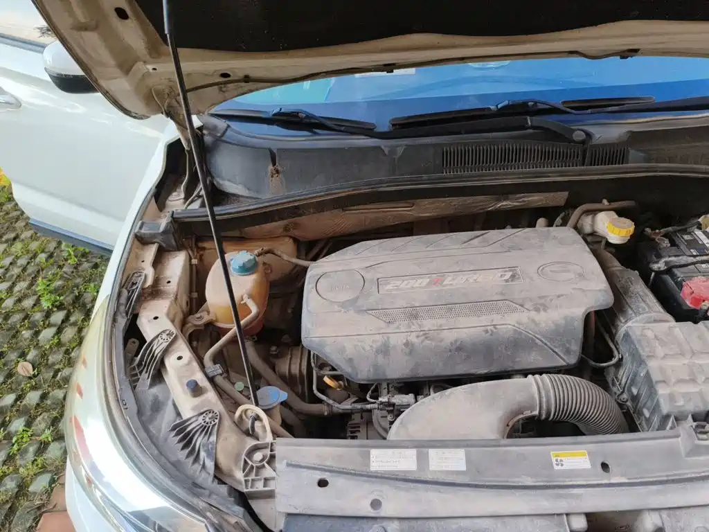 GAC Motor Trumpchi GS4 2015 — фото 21