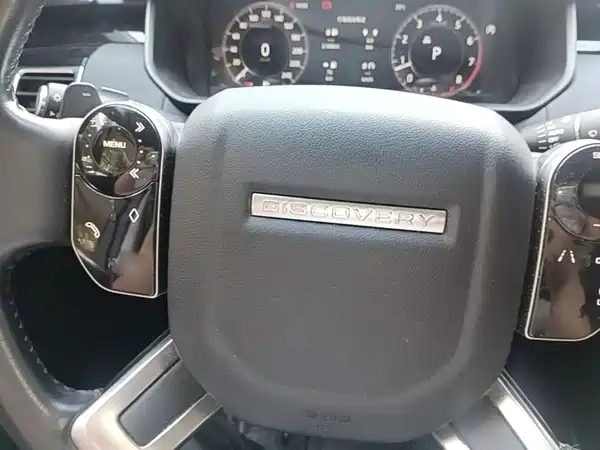 Land Rover Discovery 2021