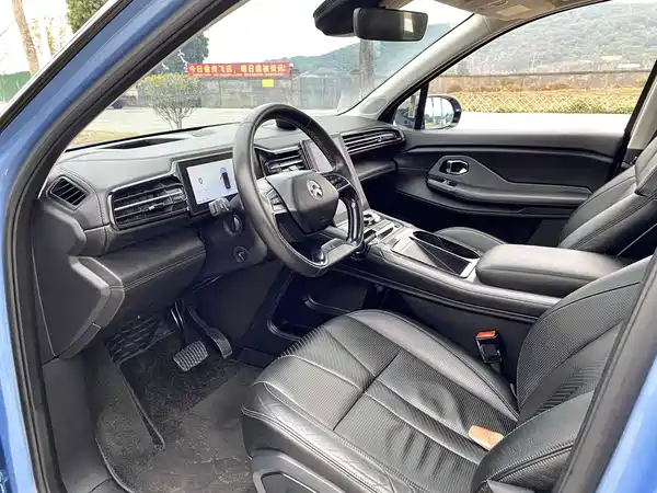 NIO ES8 2018