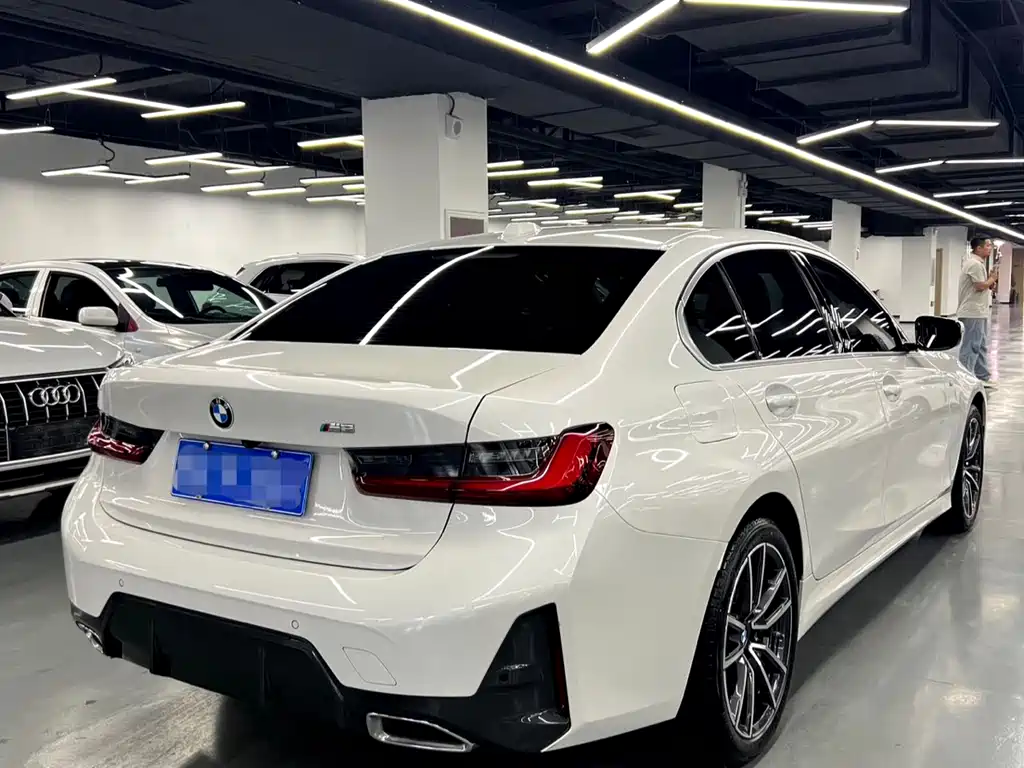 BMW 3 Series 2023
