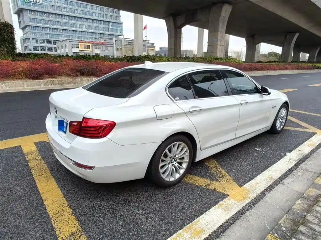 BMW 5 Series 2016