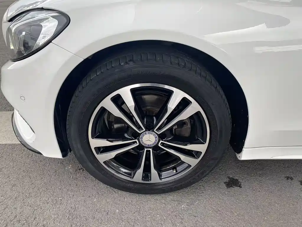 Mercedes-Benz C-Class 2017 — фото 15