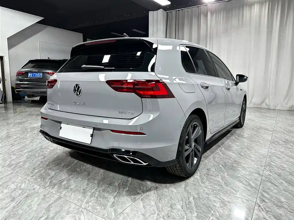Volkswagen Golf 2022