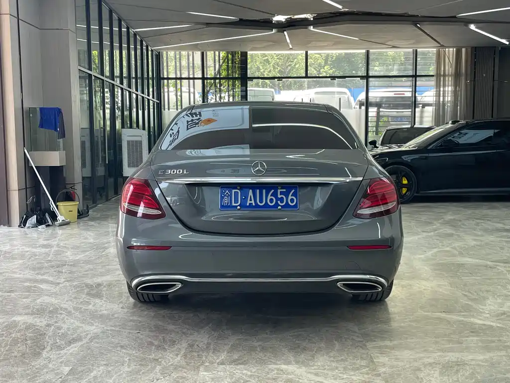 Mercedes-Benz E-Class 2017