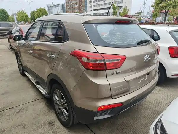 Hyundai ix25 2015