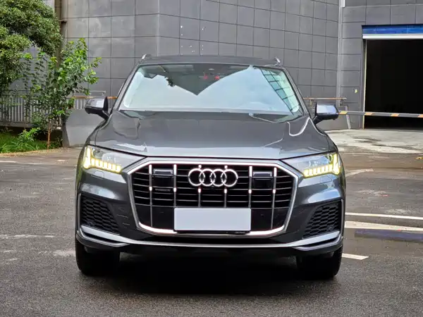 Audi Q7 2021