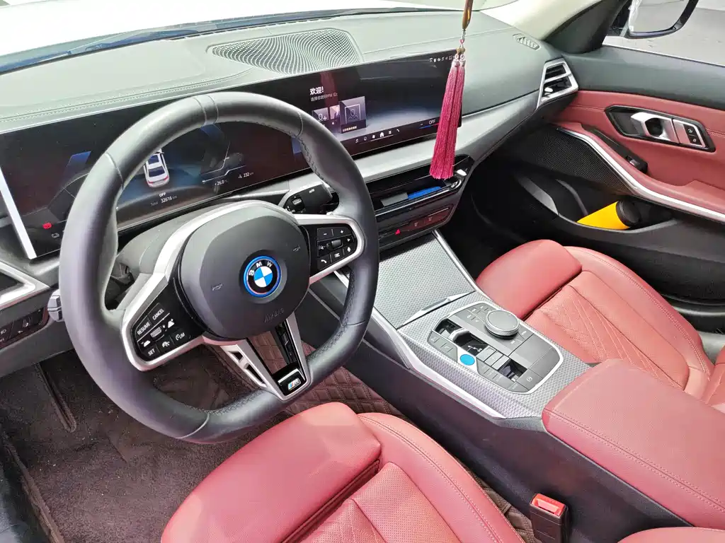 BMW i3 2025 — фото 12