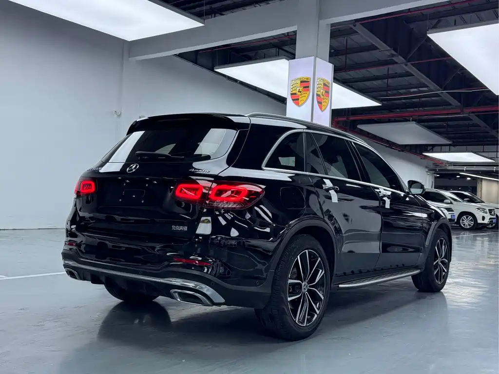 Mercedes-Benz GLC 2021 — фото 19