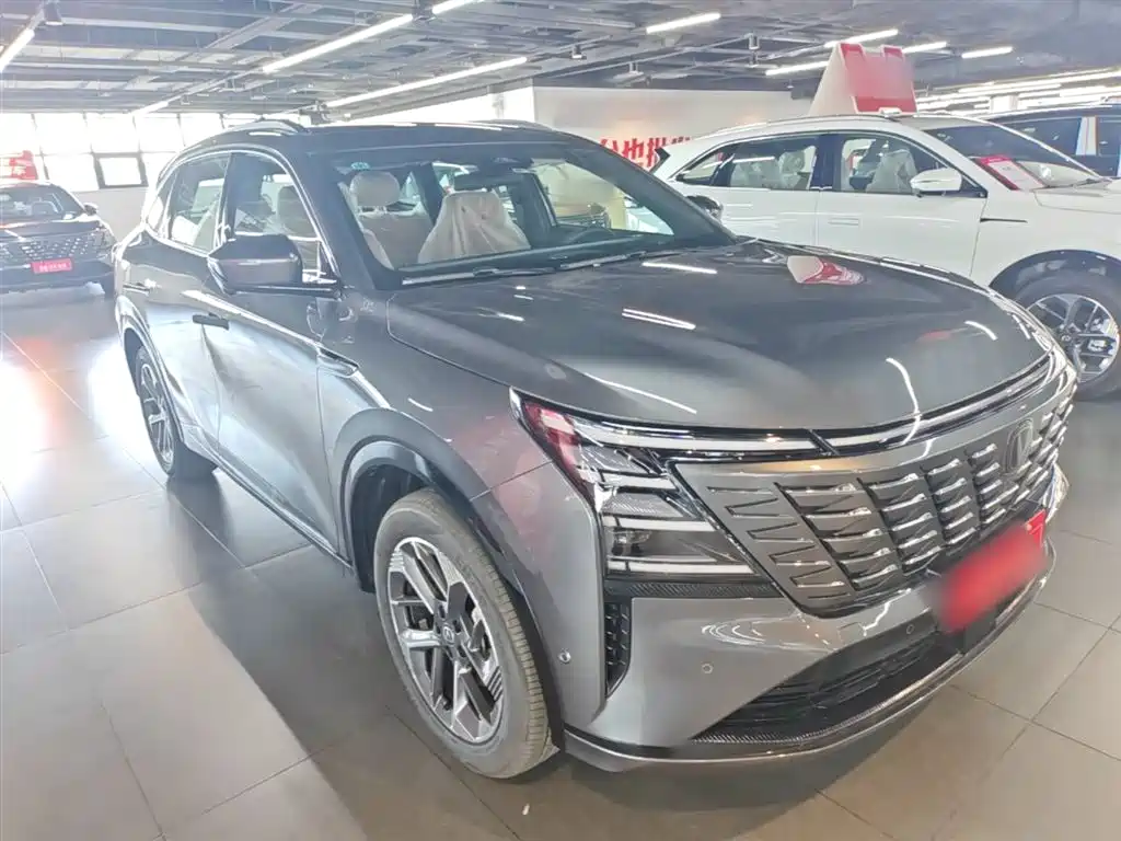 Changan CS75 PLUS 2026 — фото 4