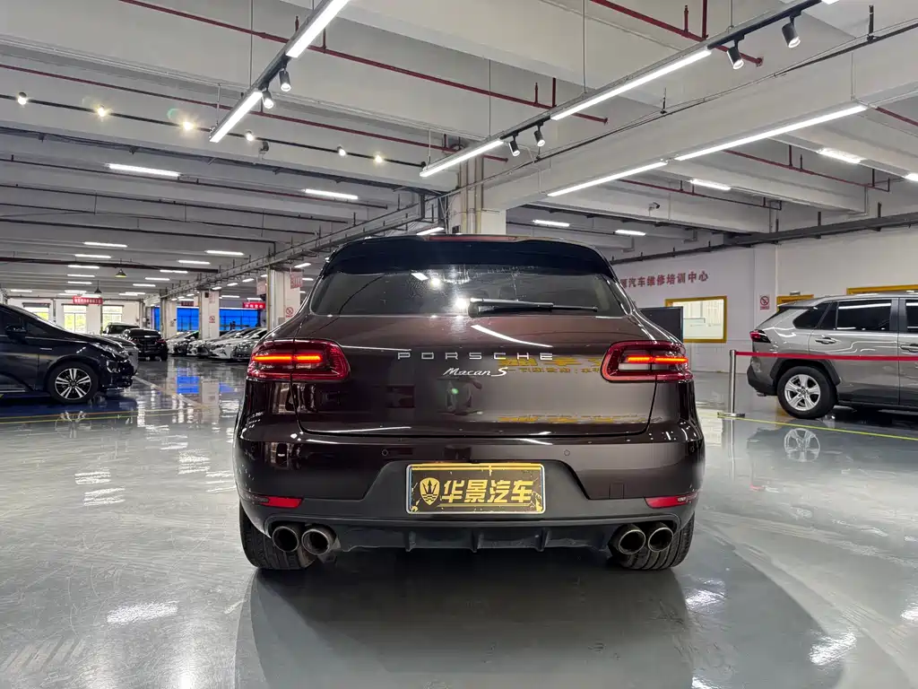 Porsche Macan 2014