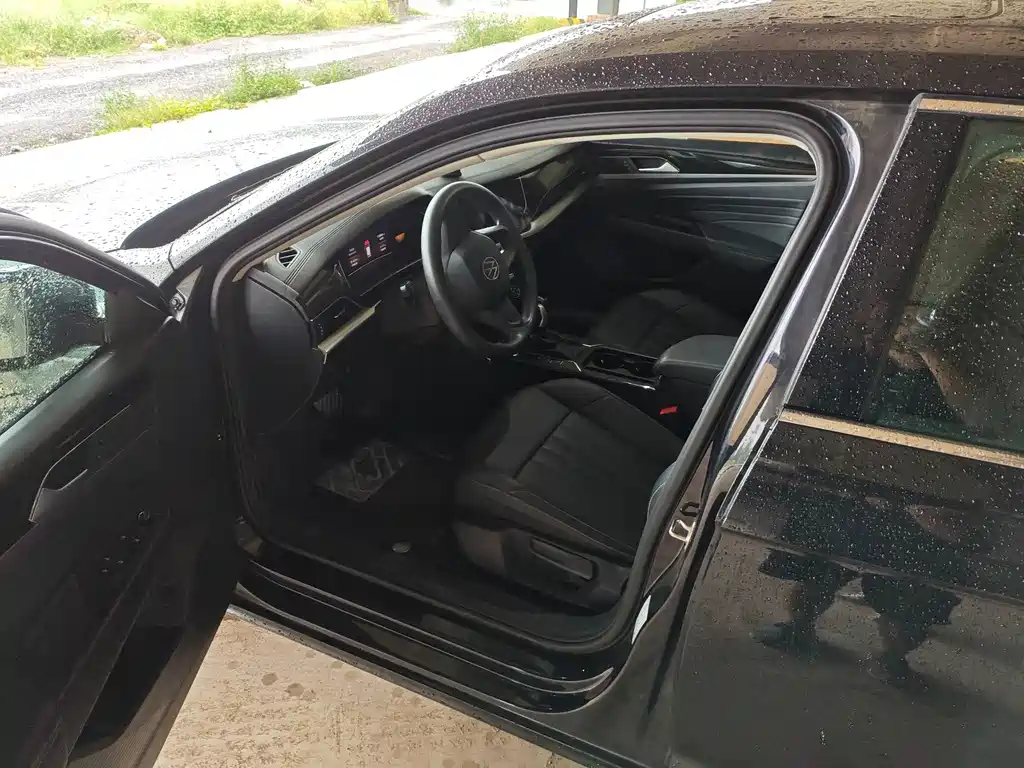 Volkswagen Passat 2022