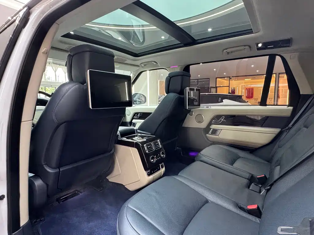 Land Rover Range Rover 2020 — фото 14