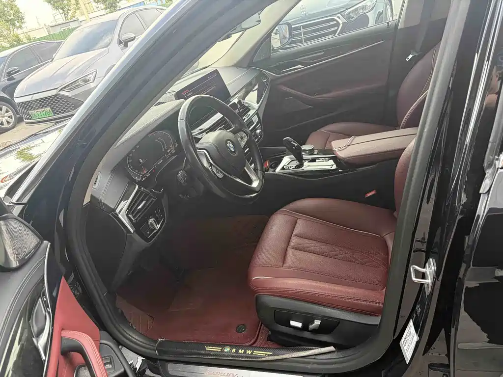 BMW 5 Series 2020