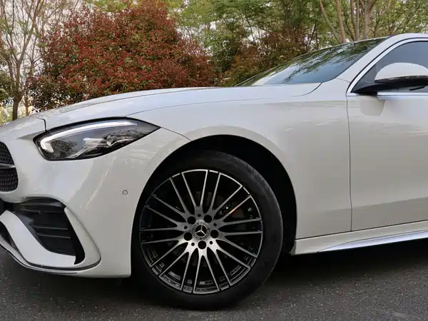 Mercedes-Benz C-Class 2023