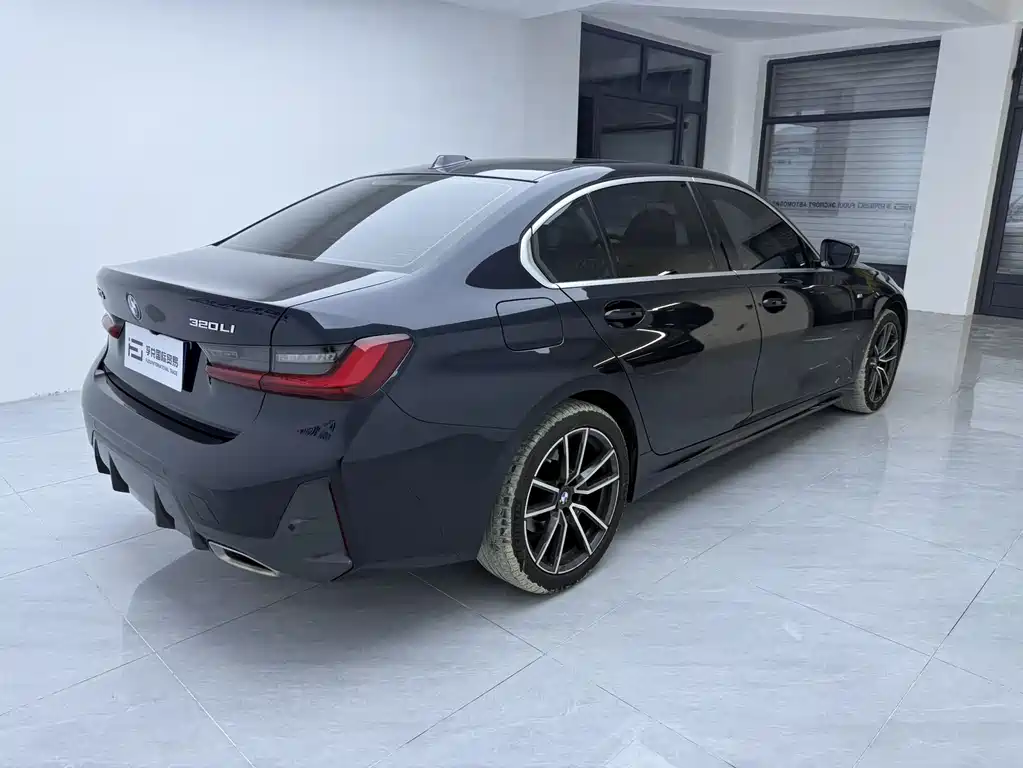 BMW 3 Series 2023