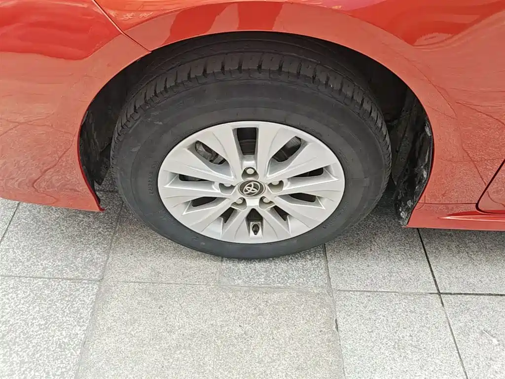 Toyota Corolla 2019 — фото 23