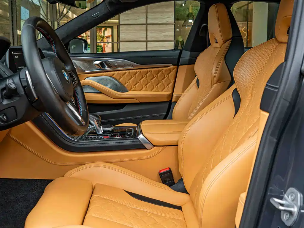 BMW M8 2021 — фото 11