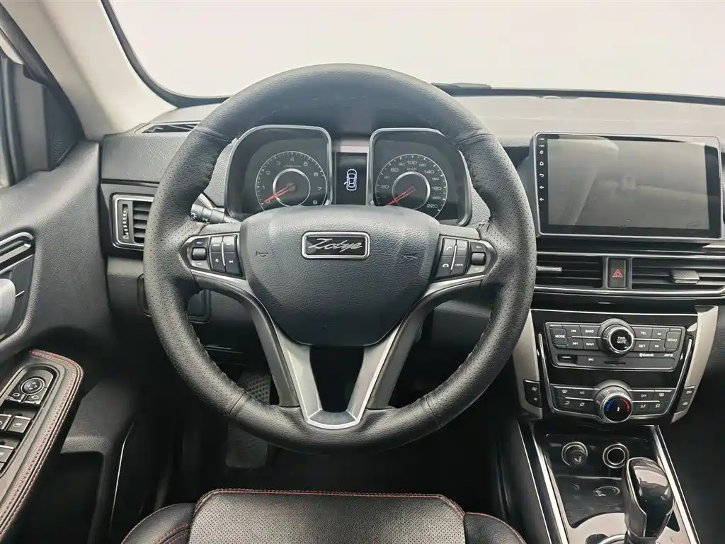 Zotye X5 2016 — фото 11
