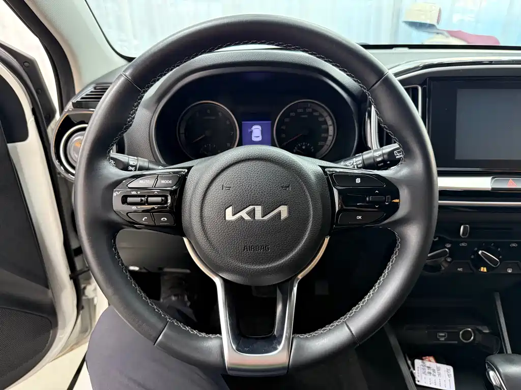 Kia KX1 2022 — фото 14