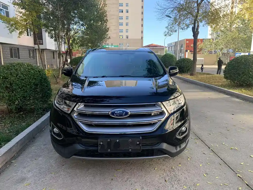 Ford Edge 2017 — фото 1