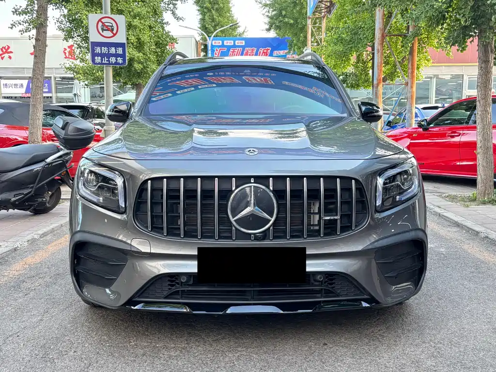 Mercedes-Benz GLB AMG 2022 — фото 2