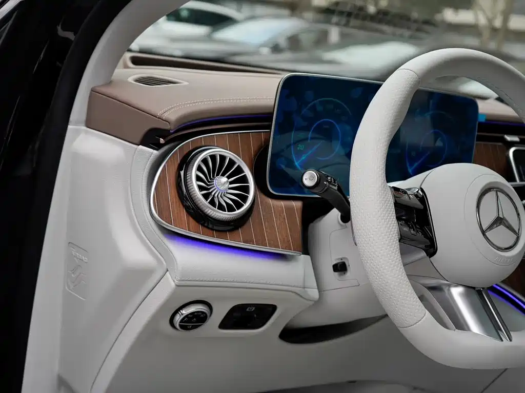 Mercedes-Benz EQE SUV 2026 — фото 16