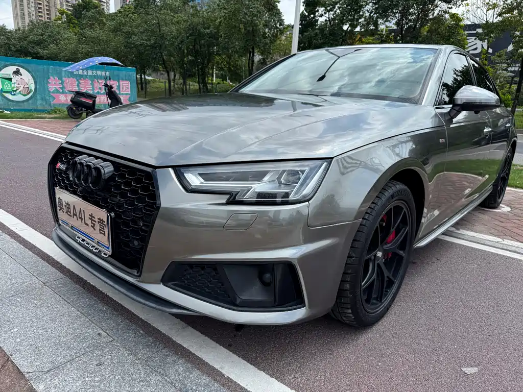 Audi A4L 2019