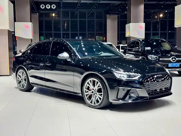 Audi S4 2023