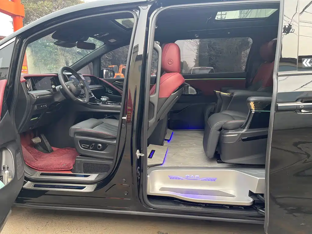 GAC Motor Trumpchi M8 2025 — фото 4