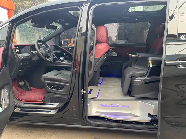GAC Trumpchi M8 2025