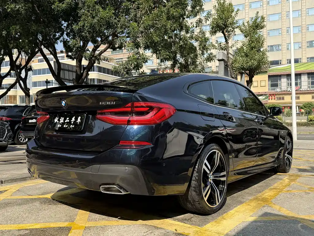 BMW 6 Series GT 2022 — фото 5