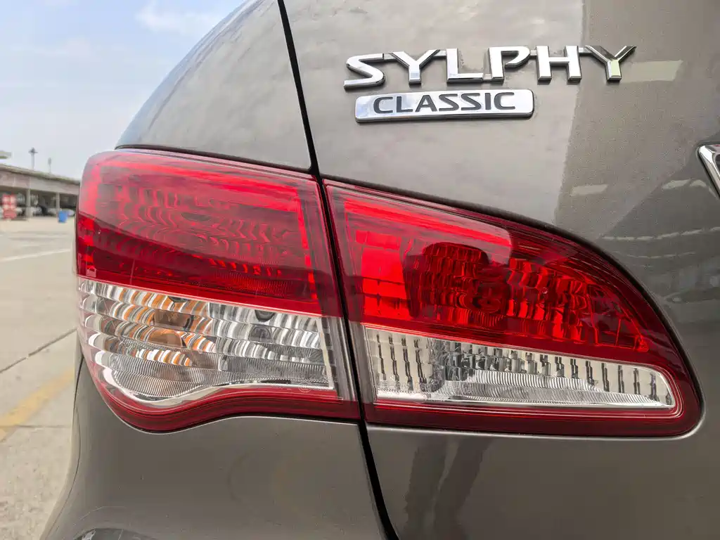 Nissan Sylphy 2016 — фото 12
