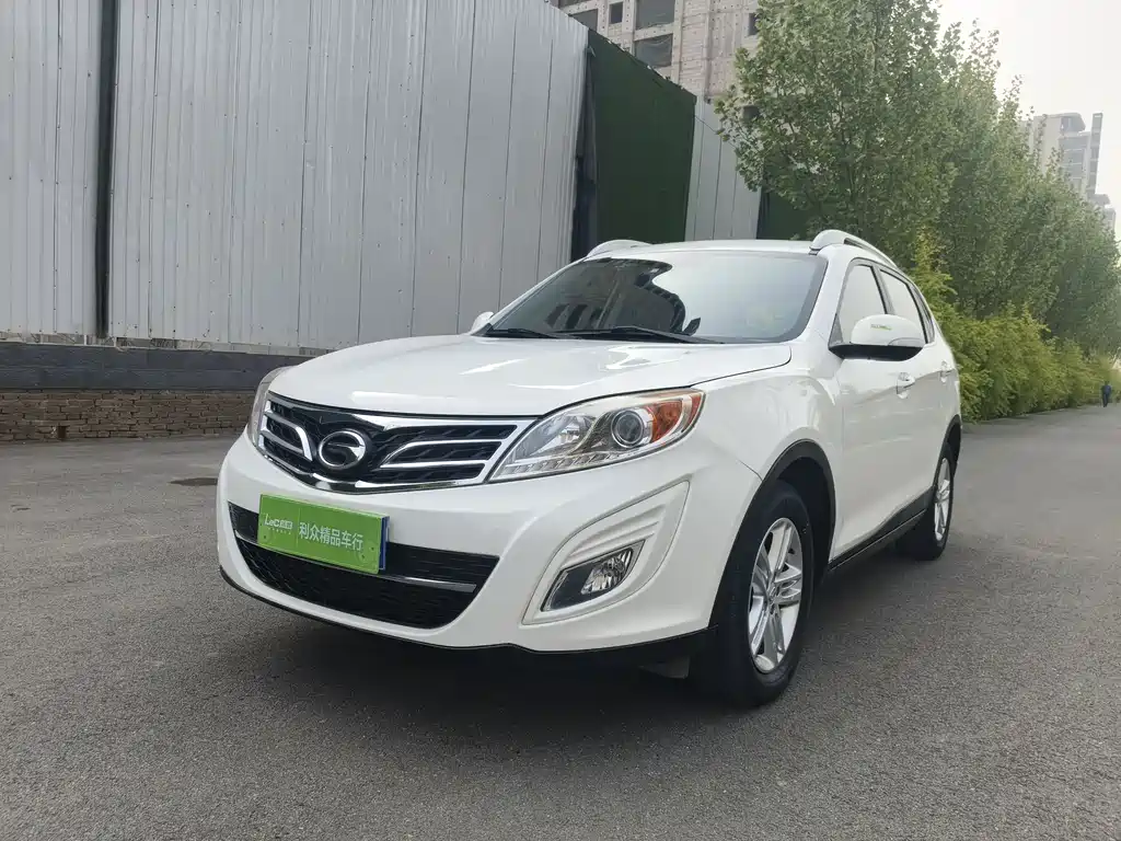 GAC Motor Trumpchi GS5 2014
