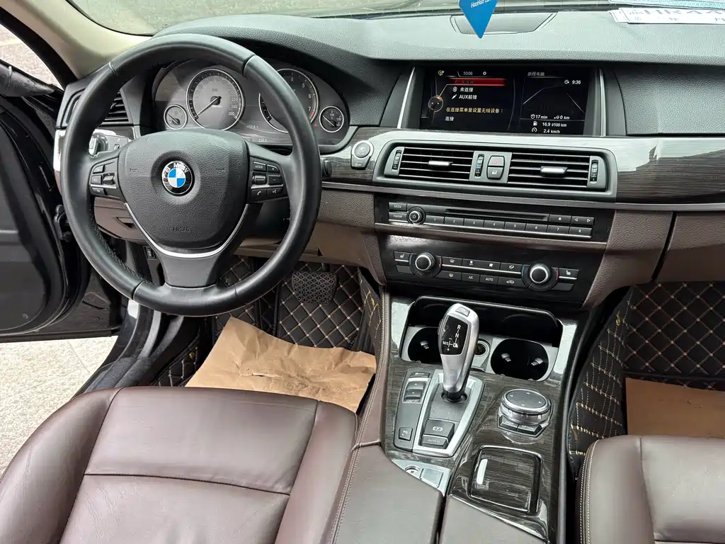 BMW 5 Series 2016 — фото 8