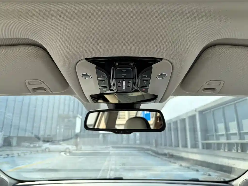 GAC Motor Trumpchi M8 2021 — фото 24