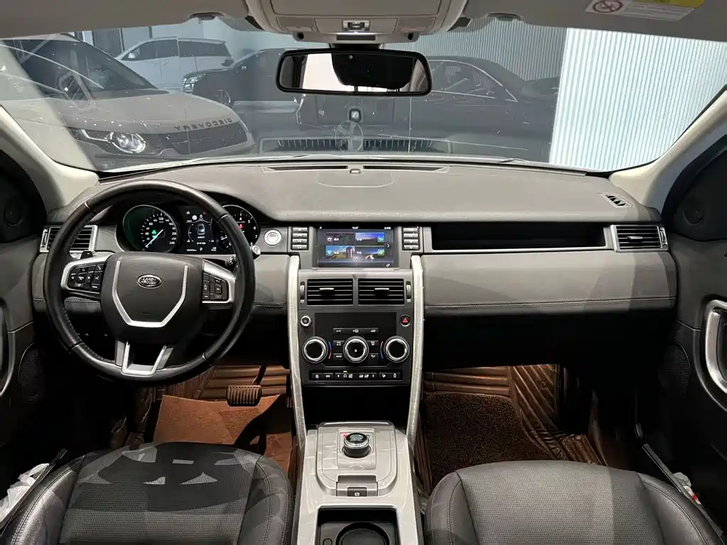 Land Rover Discovery Sport 2019 — фото 7