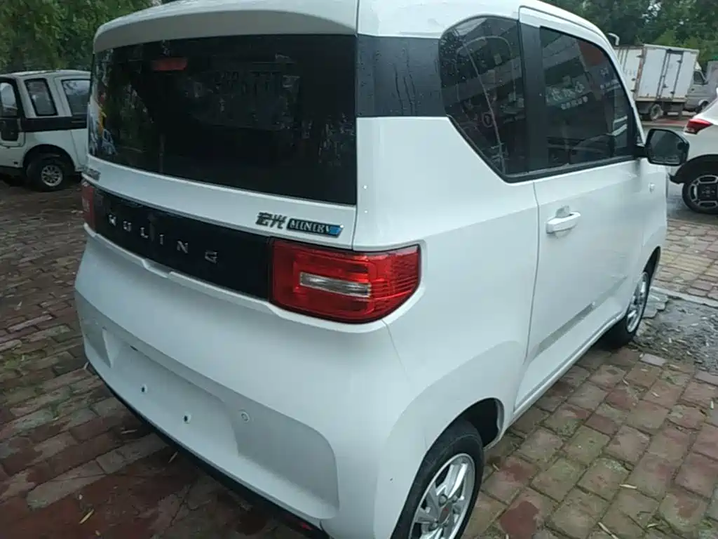 Wuling MINIEV 2021