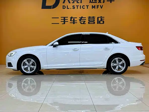 Audi A4L 2017