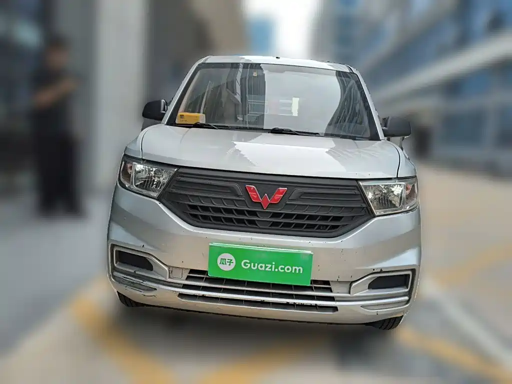 Wuling Hongguang V 2020 — фото 24